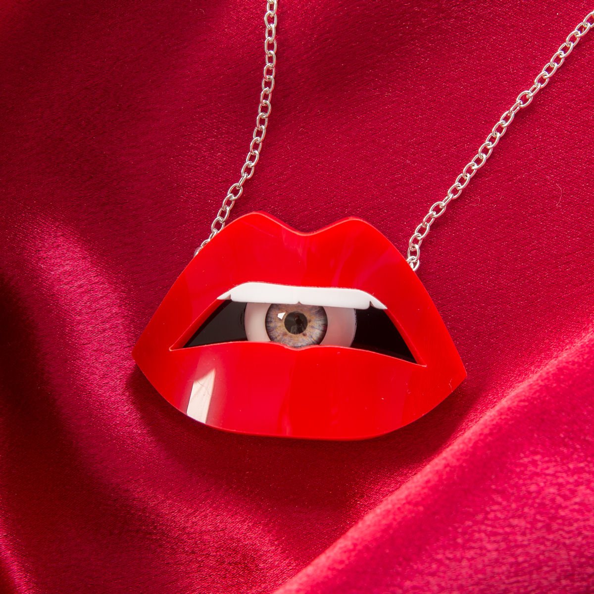 Sugar & Vice Model Diet social media