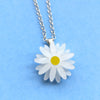 SECONDS - Mini Daisy Necklace