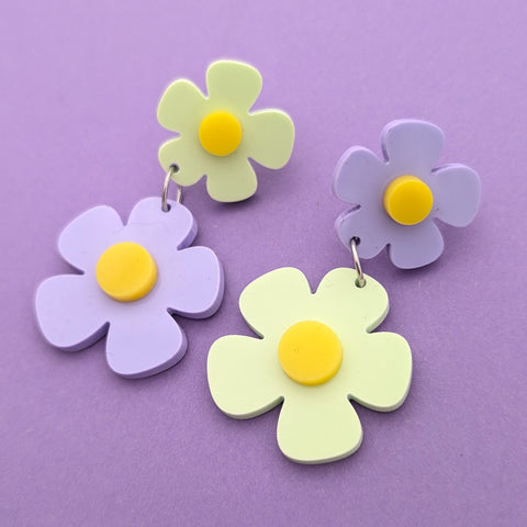 SECONDS - Retro Flower Earrings