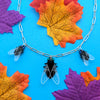 Flies Choker