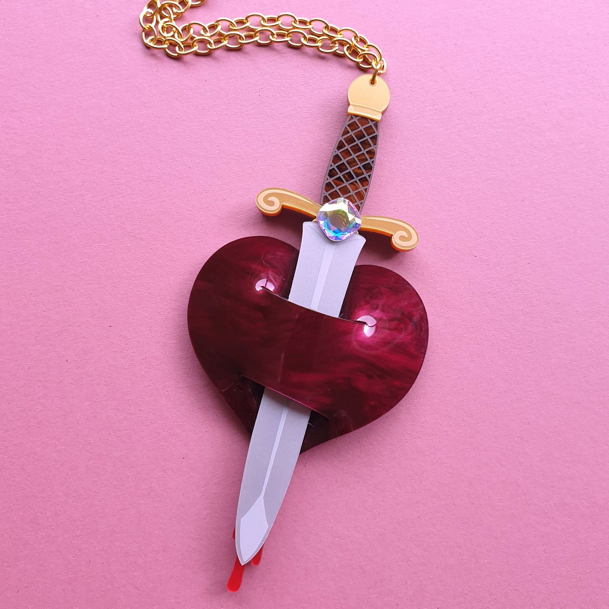 Heart of the kingdom necklace deals